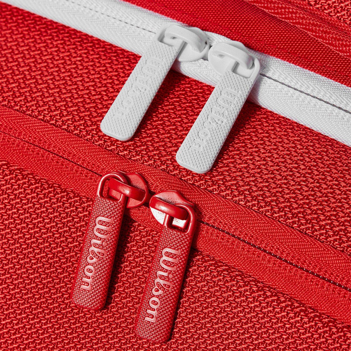 Maleta Wilson Super Tour Rojo 15R - Tennis Boutique México